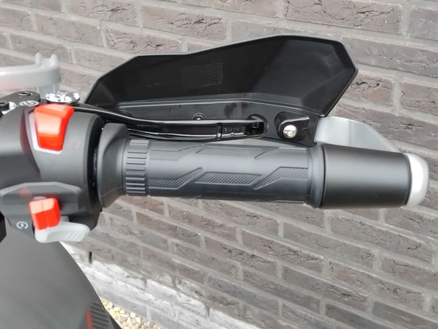 QJMOTOR - srt-700-x-touring