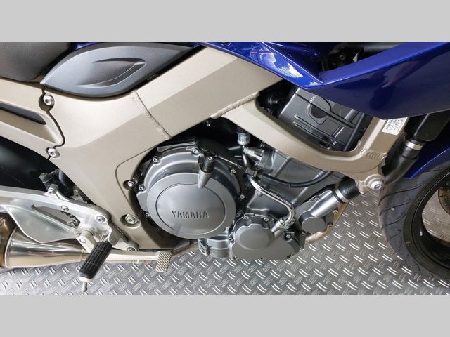 yamaha - tdm-900