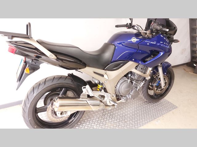 yamaha - tdm-900