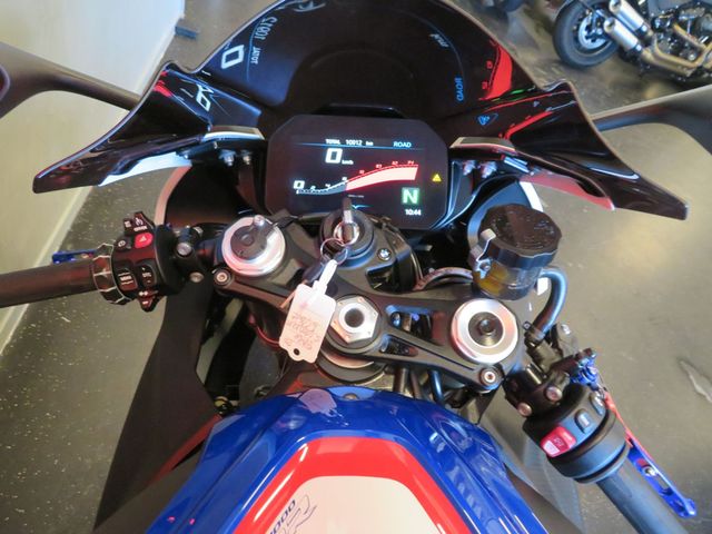 bmw - s-1000-rr