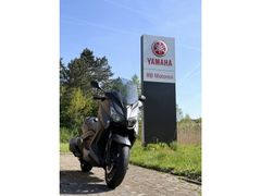 YAMAHA X MAX 400