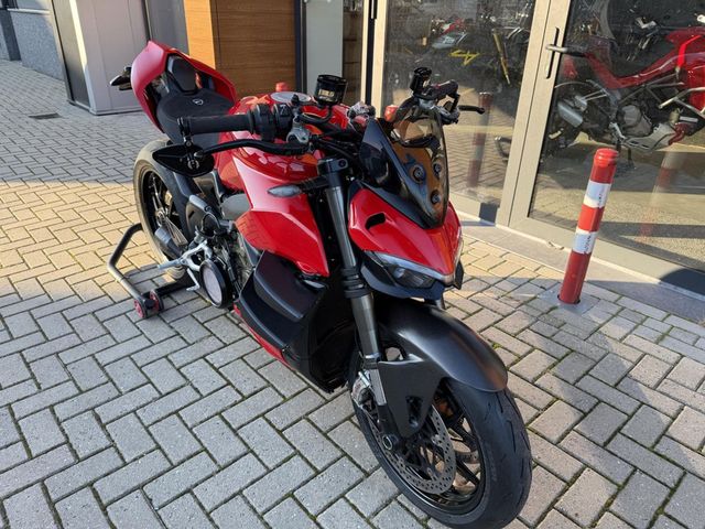 ducati - streetfighter-v4