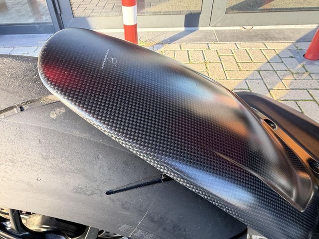 ducati - streetfighter-v4