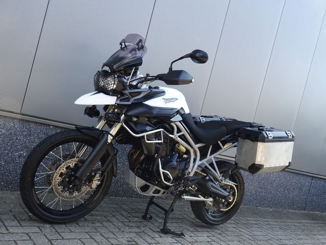 triumph - tiger-800-xc