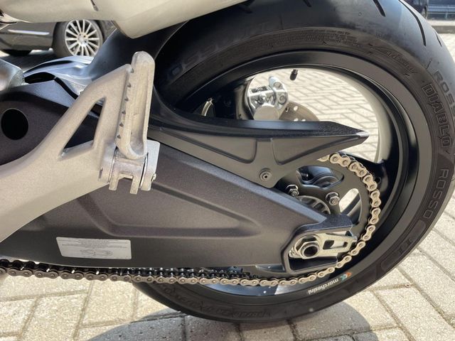 ducati - monster-696
