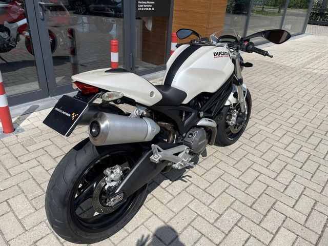 ducati - monster-696