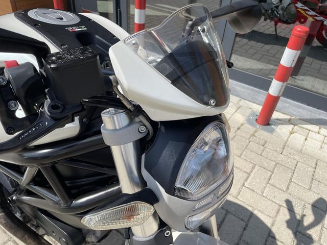 ducati - monster-696