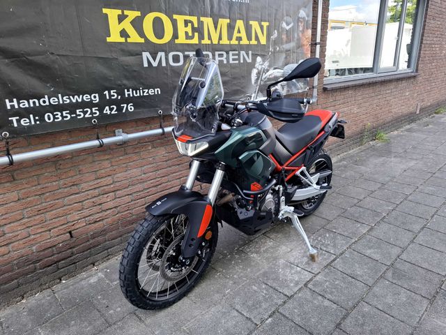 aprilia - tuareg-600