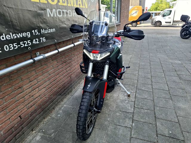 aprilia - tuareg-600