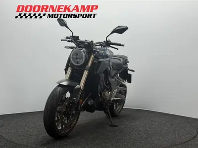HONDA CB 650 R – foto 4