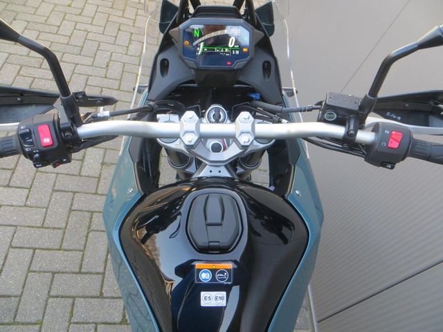 kawasaki - kle-500-se