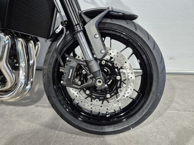 kawasaki - z900rs-black-ball-edition