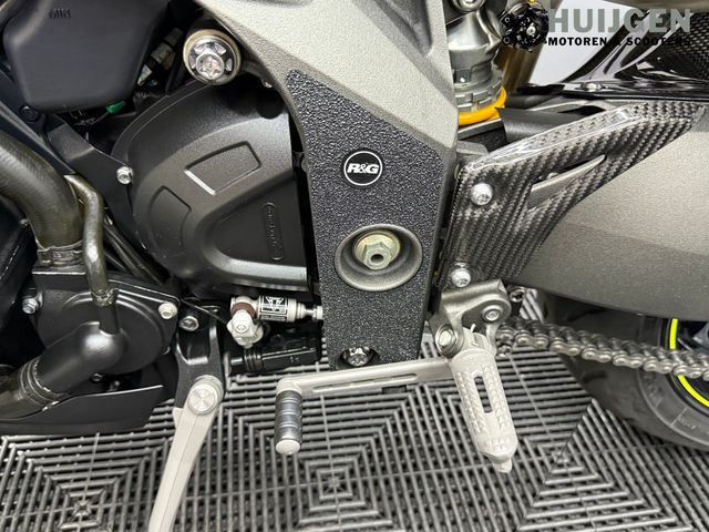 triumph - speed-triple-rs
