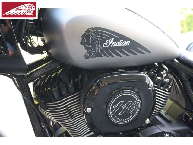 indian - chief-bobber-dark-horse