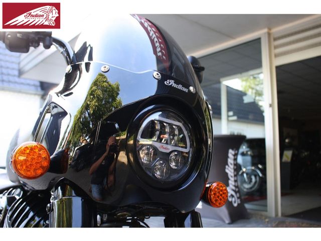 indian - chief-bobber-dark-horse
