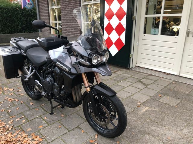 triumph - tiger-explorer