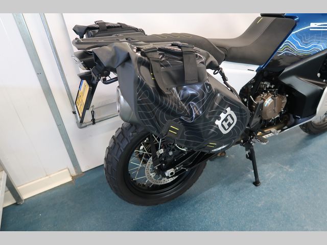 husqvarna - norden-901-expedition