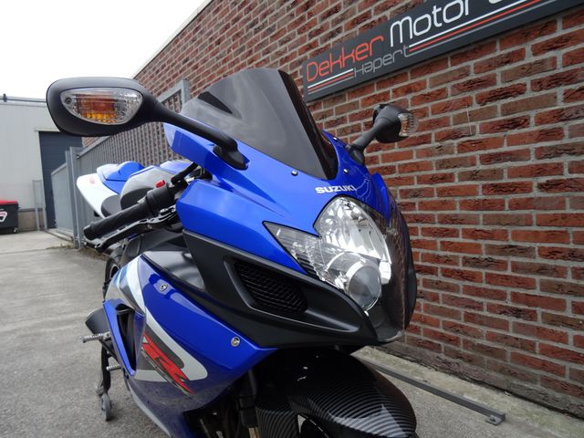 suzuki - gsx-r-750