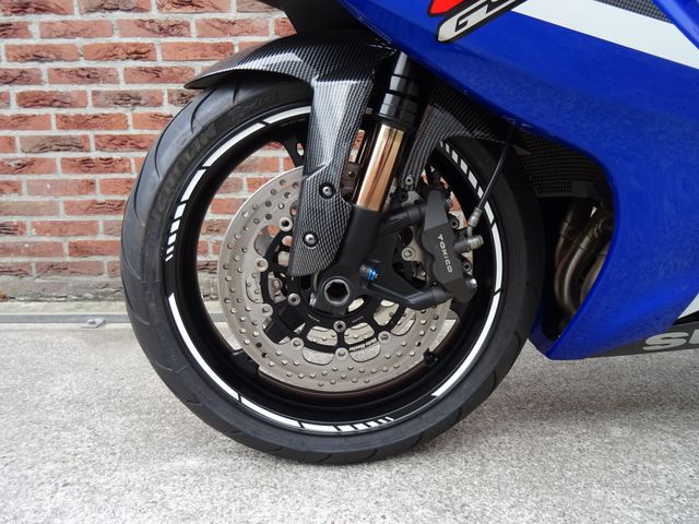suzuki - gsx-r-750