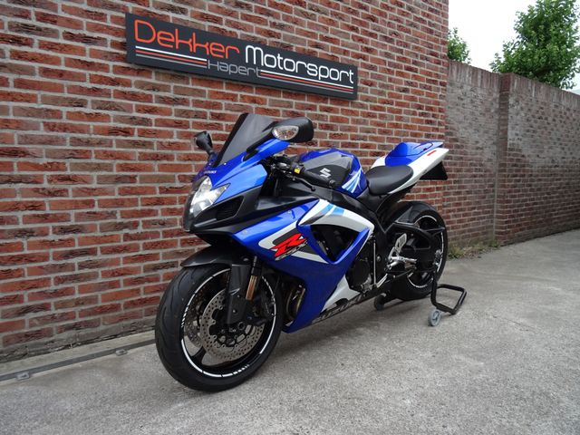 suzuki - gsx-r-750