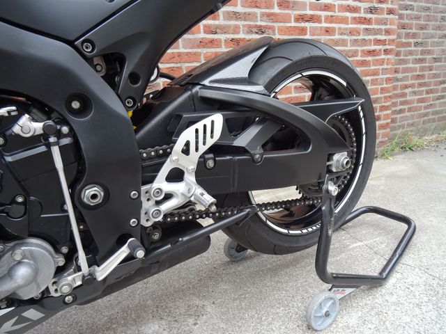 suzuki - gsx-r-750