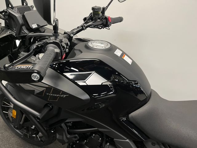 cfmoto - 700-mt-adventure