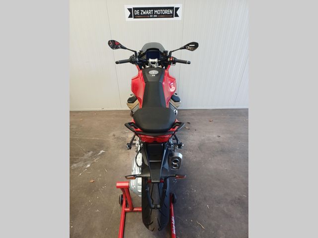 moto-guzzi - v-100-mandello-s