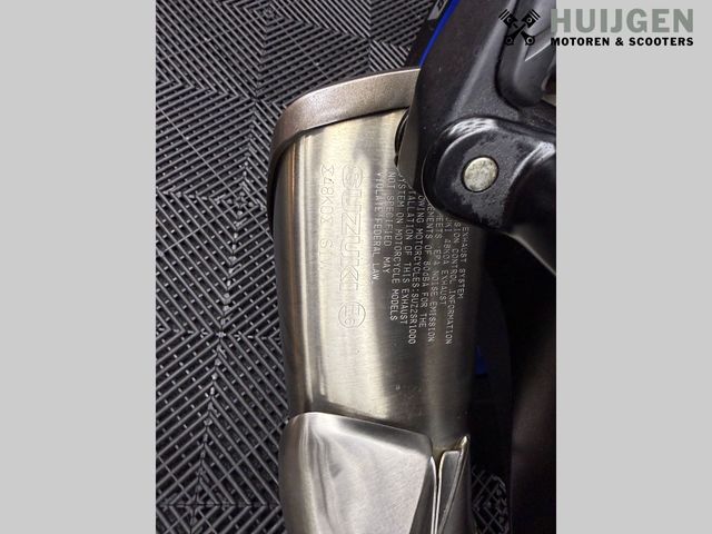 suzuki - gsx-s-1000-gt