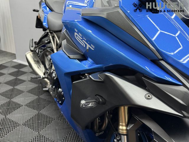 suzuki - gsx-s-1000-gt