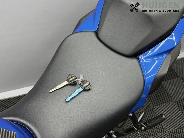 suzuki - gsx-s-1000-gt