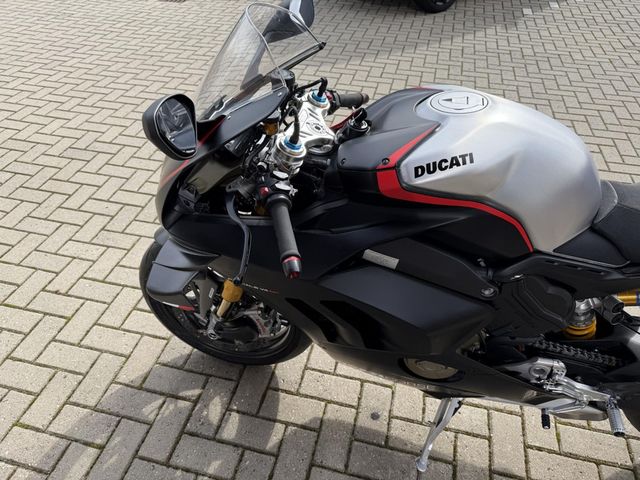 ducati - panigale-v4-sp
