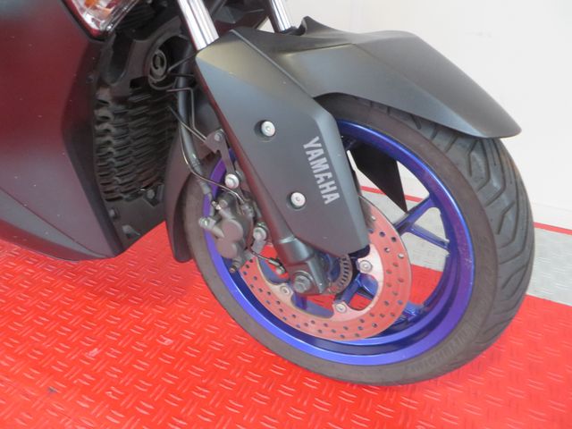 yamaha - x-max-300-abs