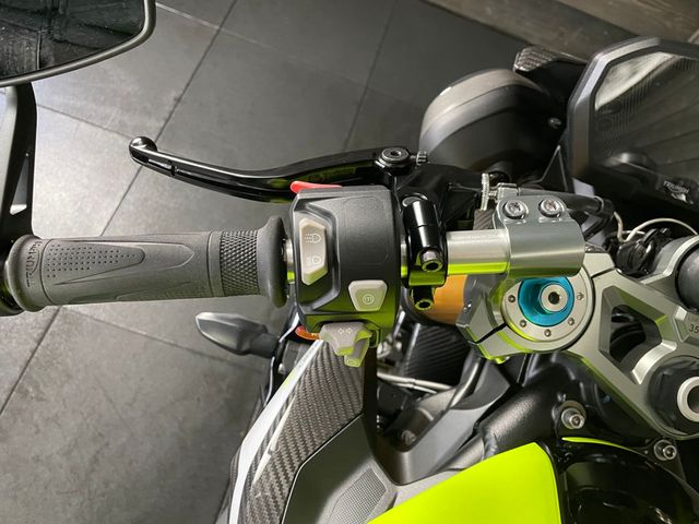 triumph - street-triple-moto2-edition