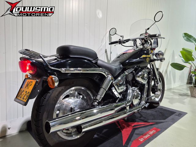suzuki - vz-800-marauder-lc