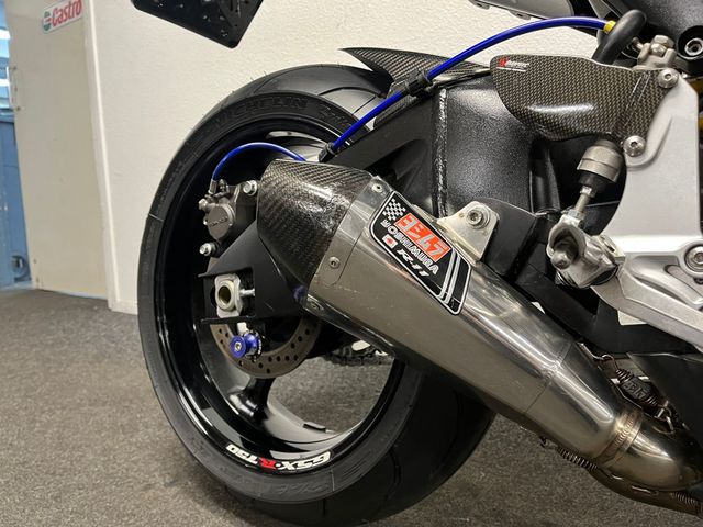 suzuki - gsx-r-750