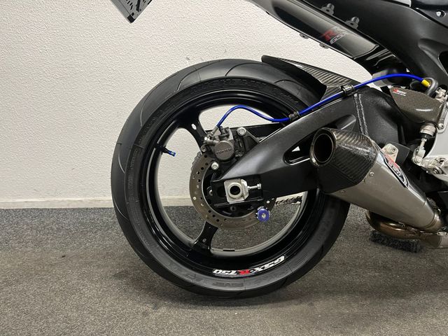 suzuki - gsx-r-750