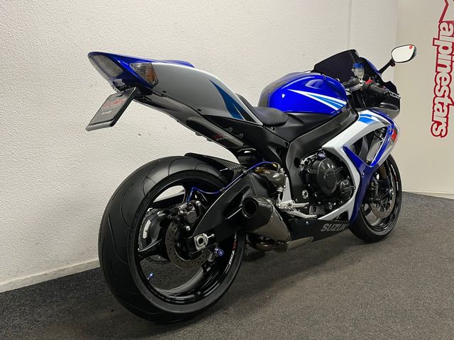 suzuki - gsx-r-750