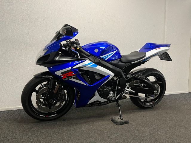 suzuki - gsx-r-750