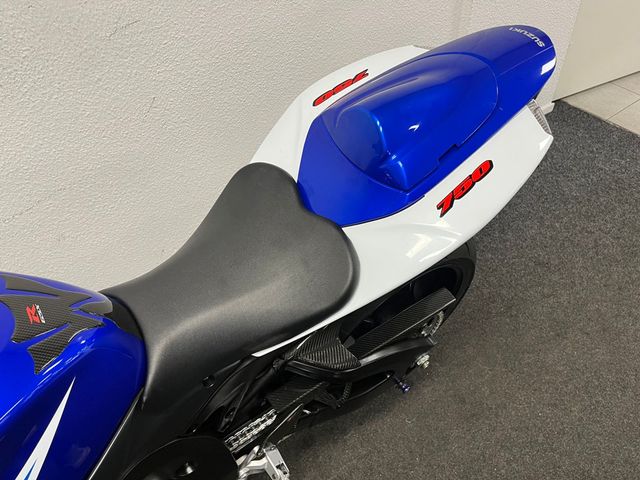 suzuki - gsx-r-750
