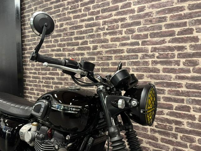 triumph - bonneville-t-120-black