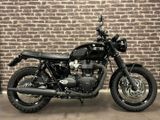 TRIUMPH BONNEVILLE T 120 BLACK
