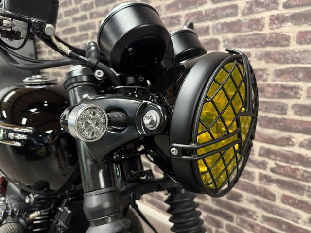 triumph - bonneville-t-120-black