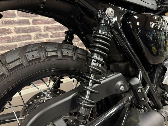triumph - bonneville-t-120-black