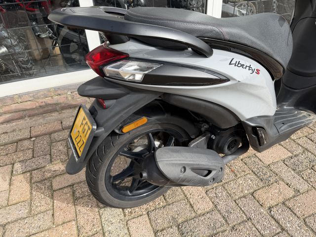piaggio - liberty-s-125