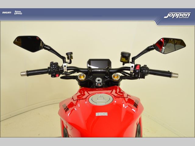 ducati - streetfighter-v2-s