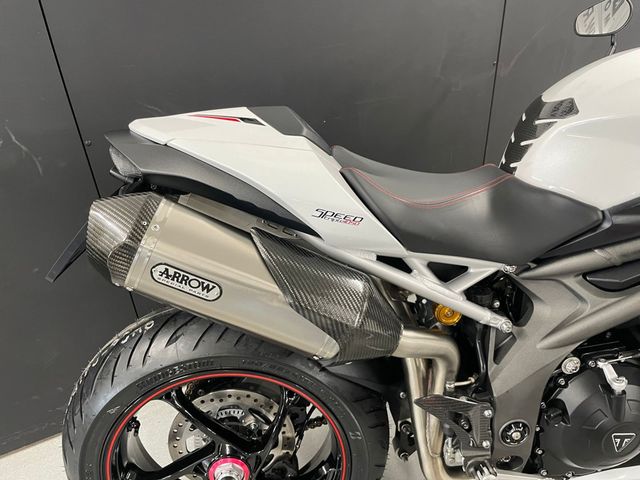 triumph - speed-triple-rs