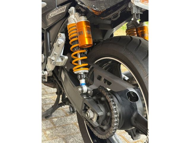 yamaha - xjr-1300