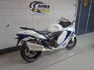 SUZUKI GSX-R 1300 HAYABUSA – foto 2
