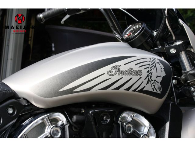 indian - scout-bobber-twenty