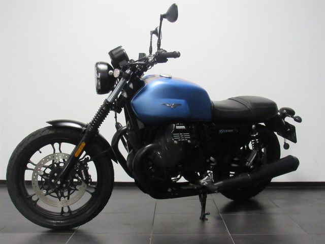 moto-guzzi - v-7-stone
